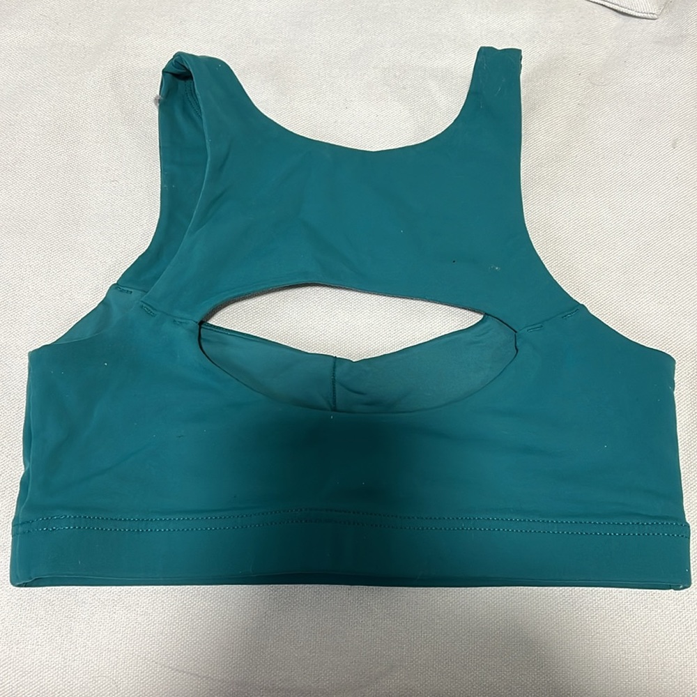 Lorna Jane small sports bra. Turquoise with padding. Good condition. - Picture 2 of 2
